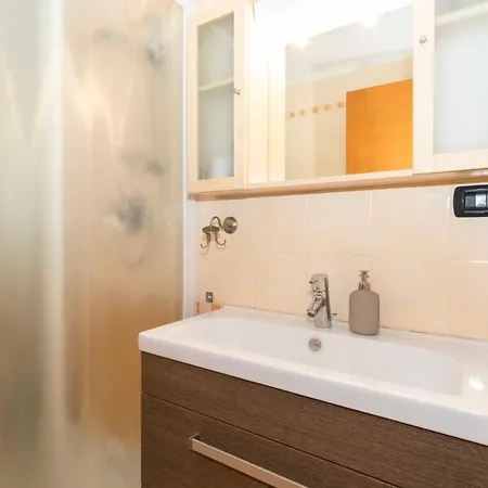 Guesthost - Miglietti A Few Steps From Piazza Statuto! تورينو