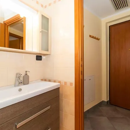 Guesthost - Miglietti A Few Steps From Piazza Statuto!