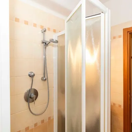 דירה Guesthost - Miglietti A Few Steps From Piazza Statuto! טורינו