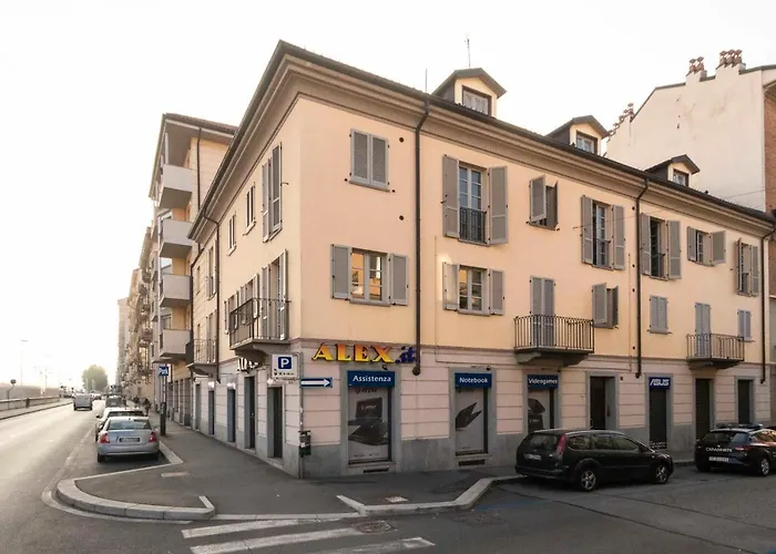 Guesthost - Miglietti A Few Steps From Piazza Statuto! アパート